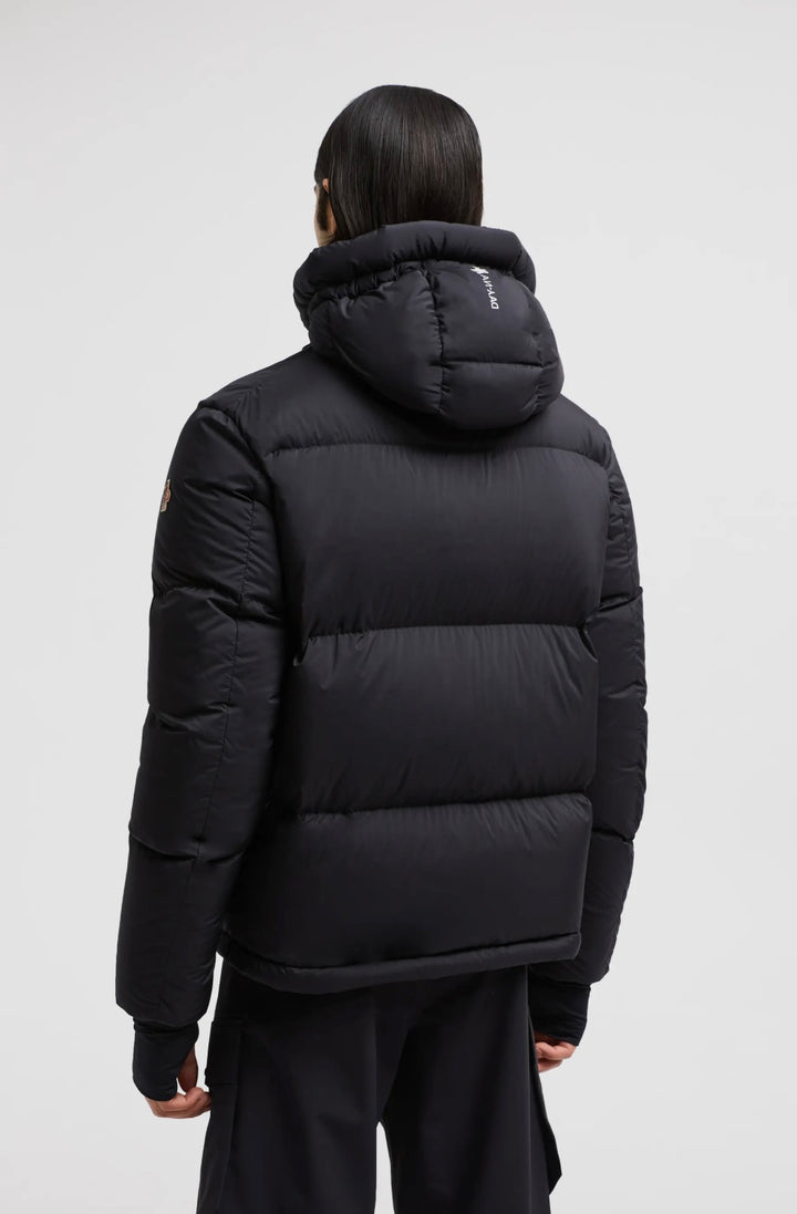 MONCLER SKI BLACK JACKET WITH POCKET
